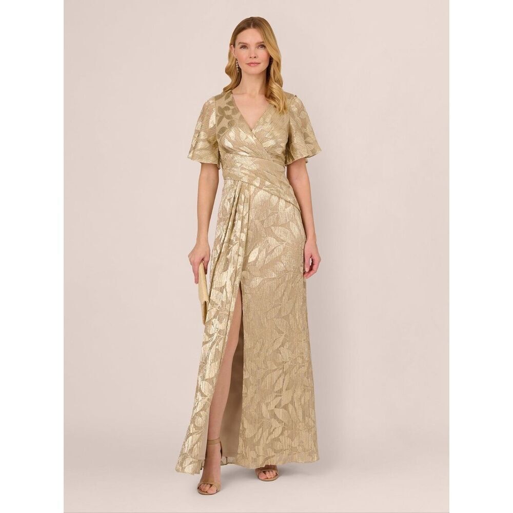 NWT Adrianna Papell Foil Leaf Short Sleeve Gown Size 8